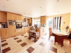 Kitchen/Dining Room- click for photo gallery